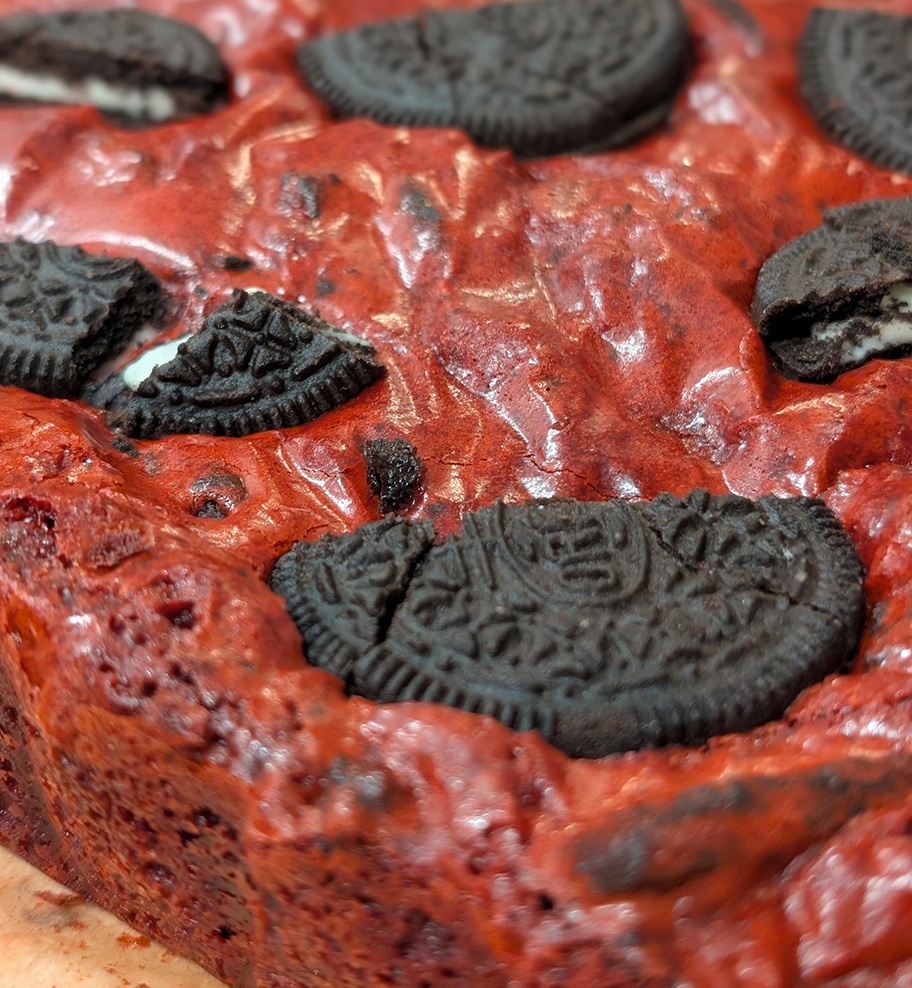 Red Velvet Brownie